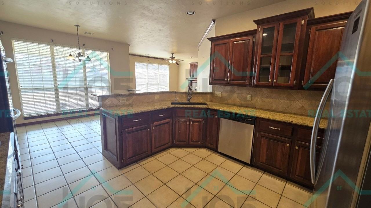 2500 Auburn Ct - Photo 5 of 34