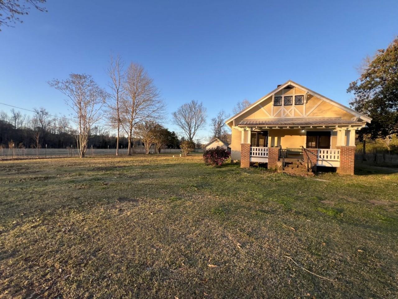 8222 Highway 955 - Photo 4 of 11