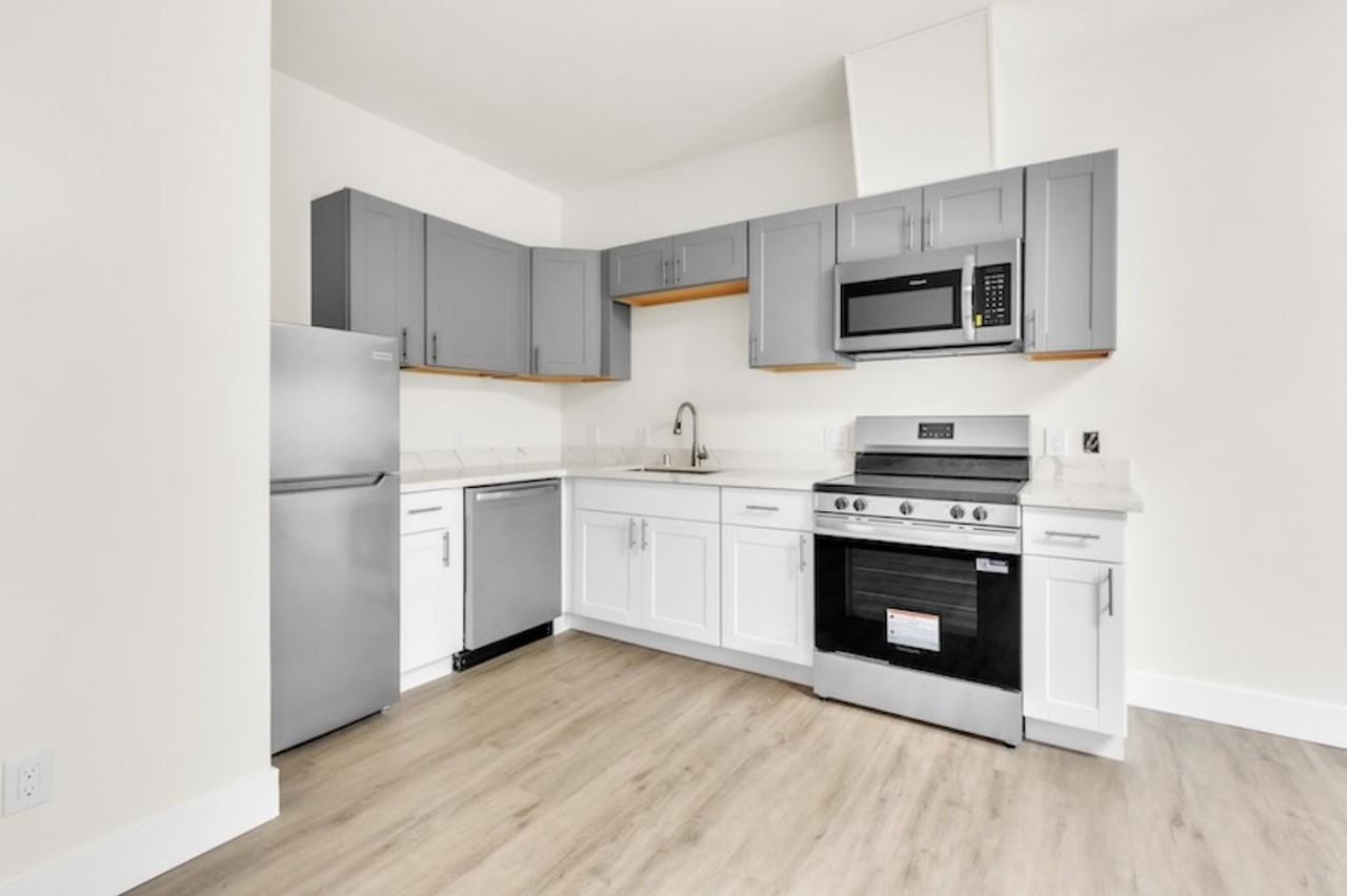 3000 T St - Photo 3 of 10