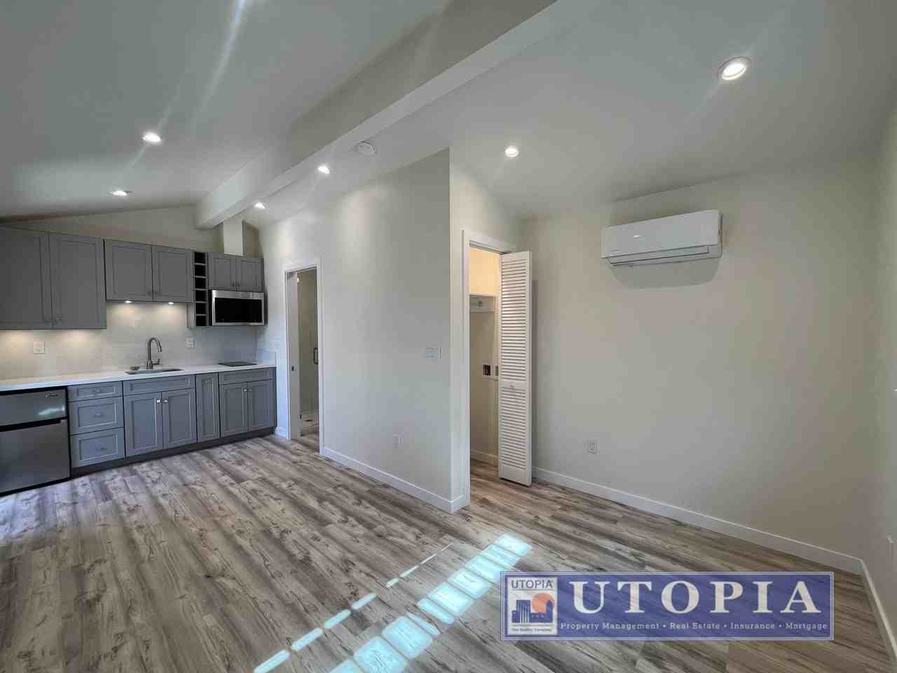 316 Fair Ave #A - Photo 3 of 19