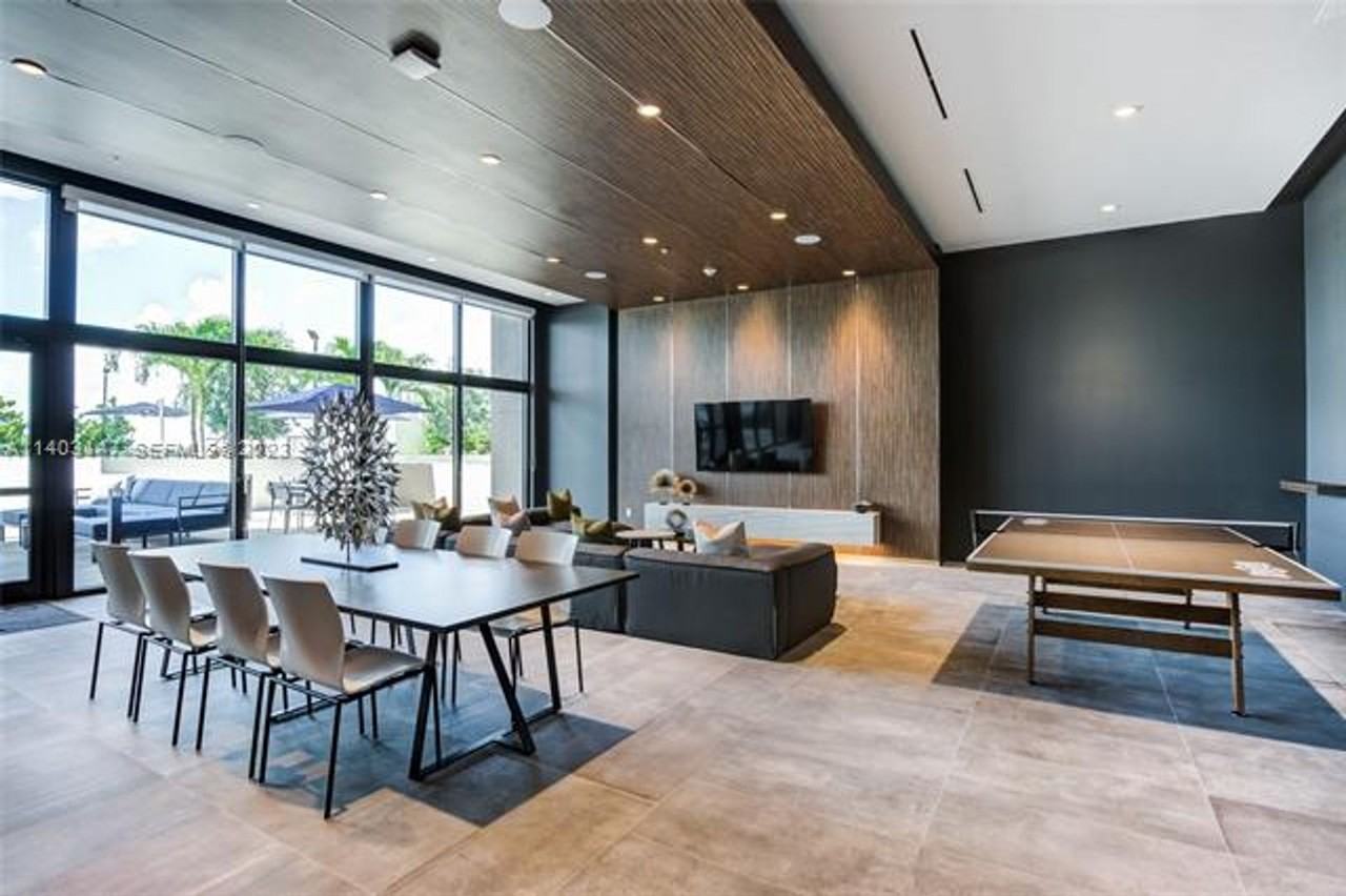 3170 3170 SW 22nd St1601 #1707 - Photo 5 of 19