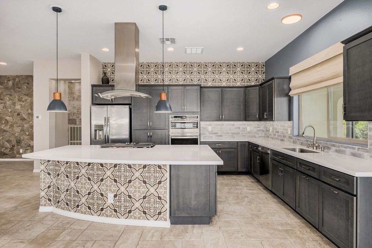 35532 N Sunset Trl - Photo 6 of 50