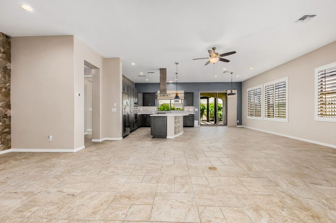 35532 N Sunset Trl - Photo 7 of 50