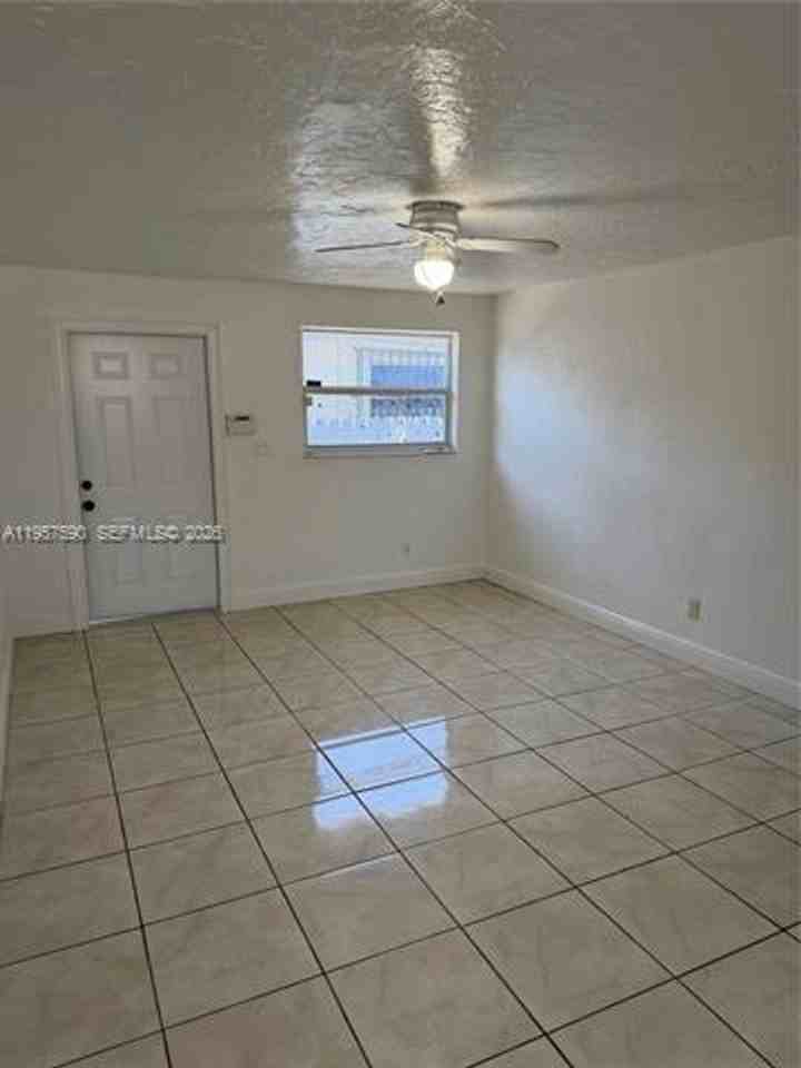 2287 Nw 33rd St #0 - Photo 5 of 19