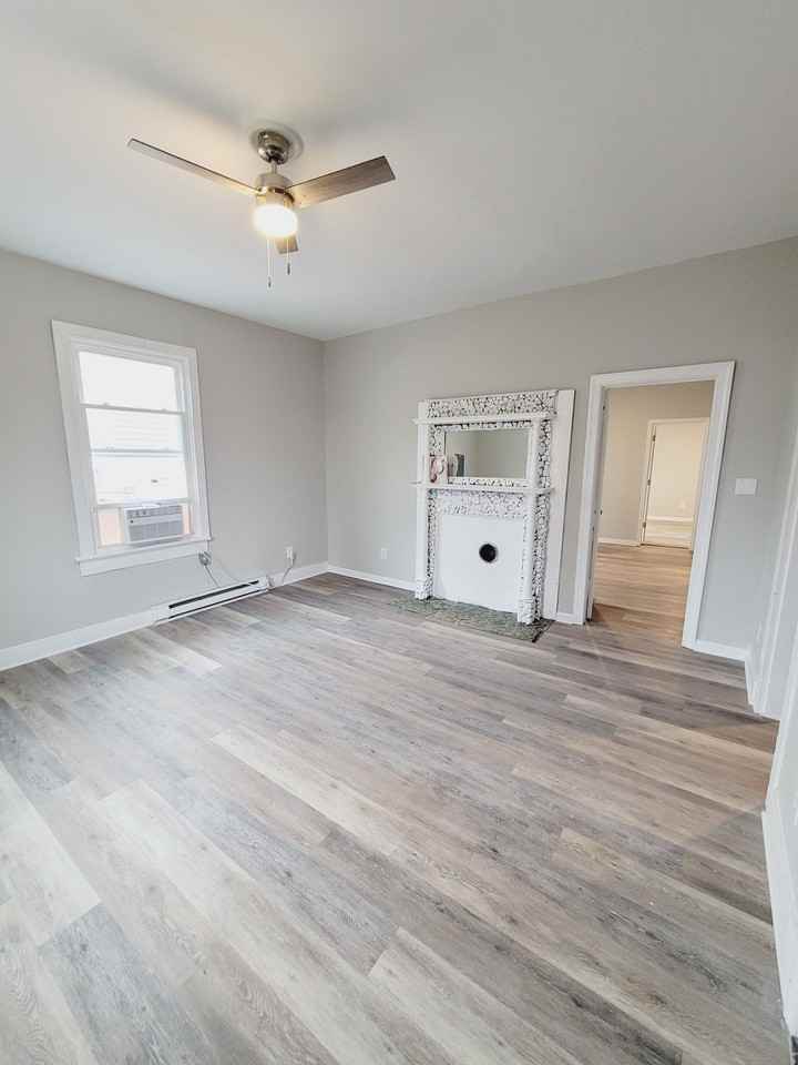 1114 Bedford Avenue - Photo 6 of 7