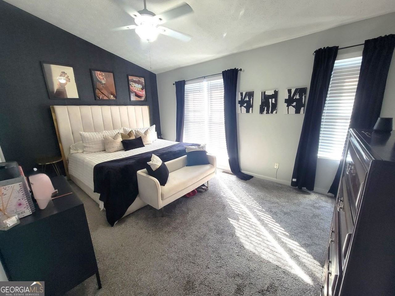 1319 Revelstoke Cv - Photo 5 of 10