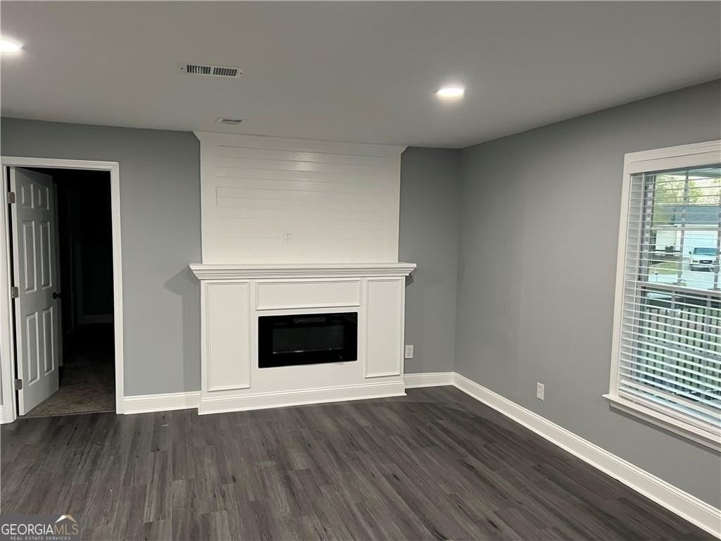 318 Willowwind Dr - Photo 4 of 16