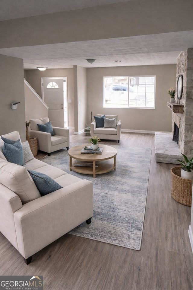 1269 Muirfield Dr - Photo 2 of 8