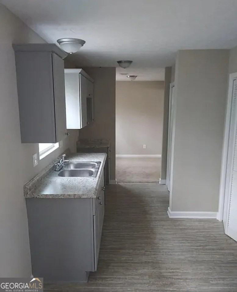 1269 Muirfield Dr - Photo 3 of 8