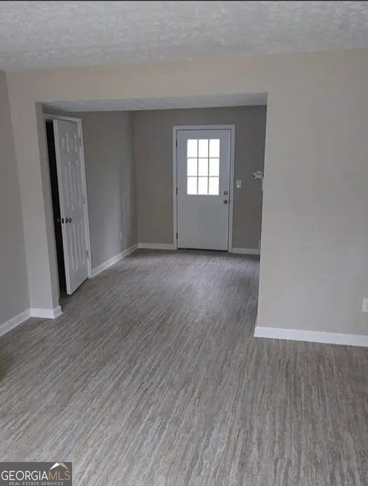 1269 Muirfield Dr - Photo 7 of 8