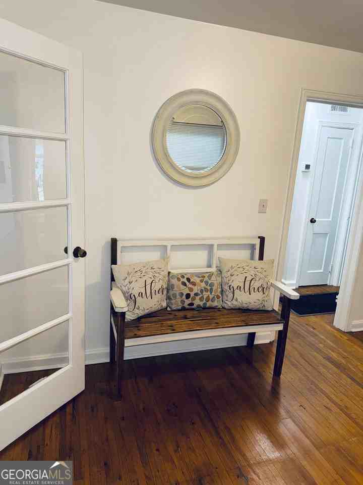 901 7th Ave - Photo 2 of 14