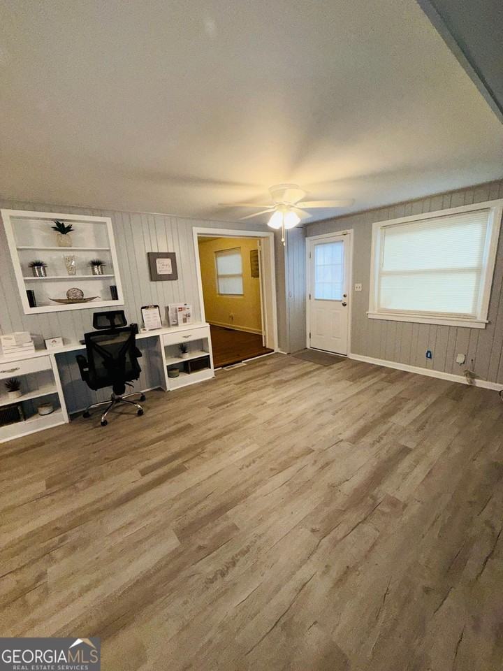 901 7th Ave - Photo 7 of 14