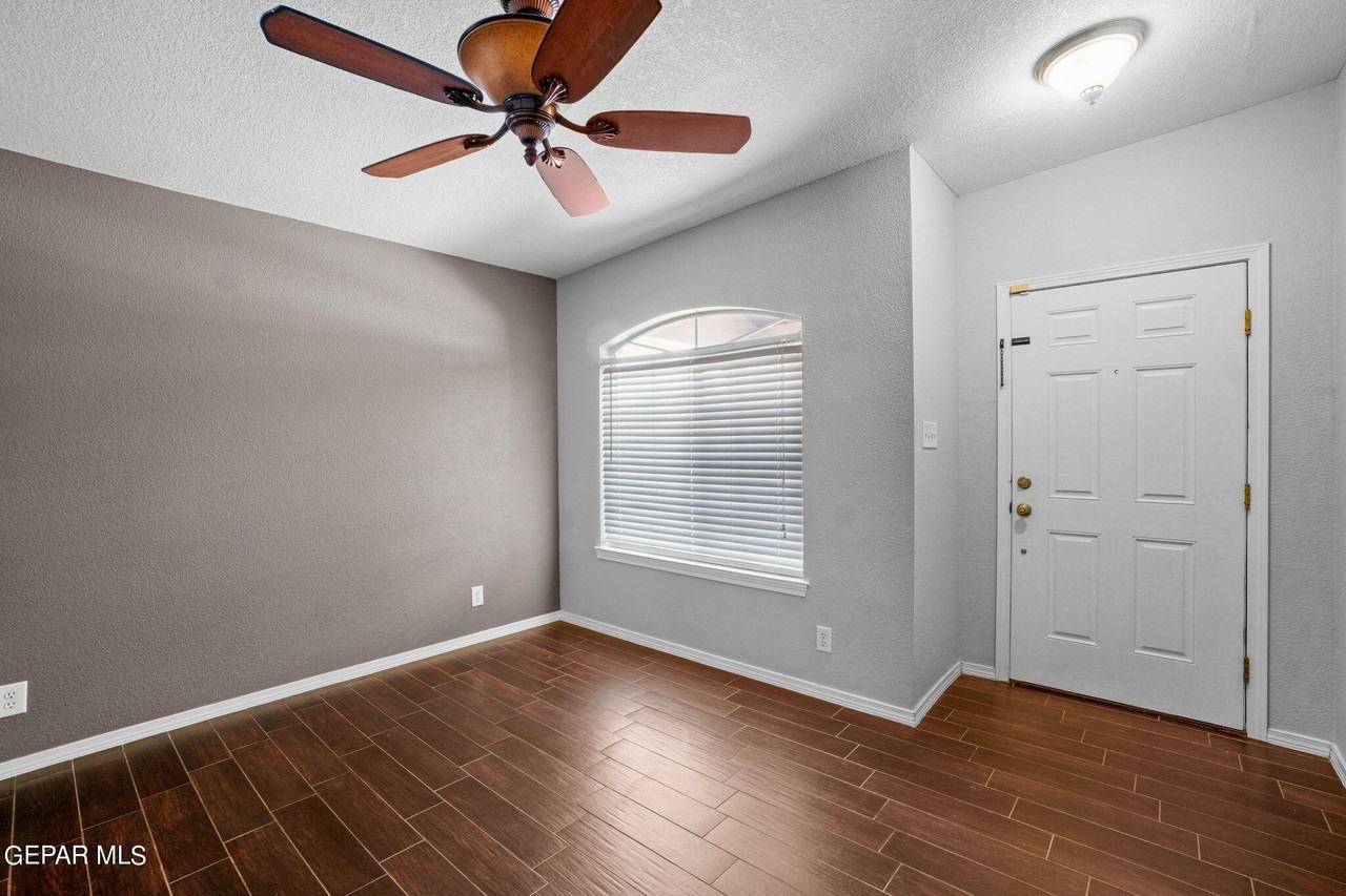 4081 Tierra Bronce Dr - Photo 4 of 39