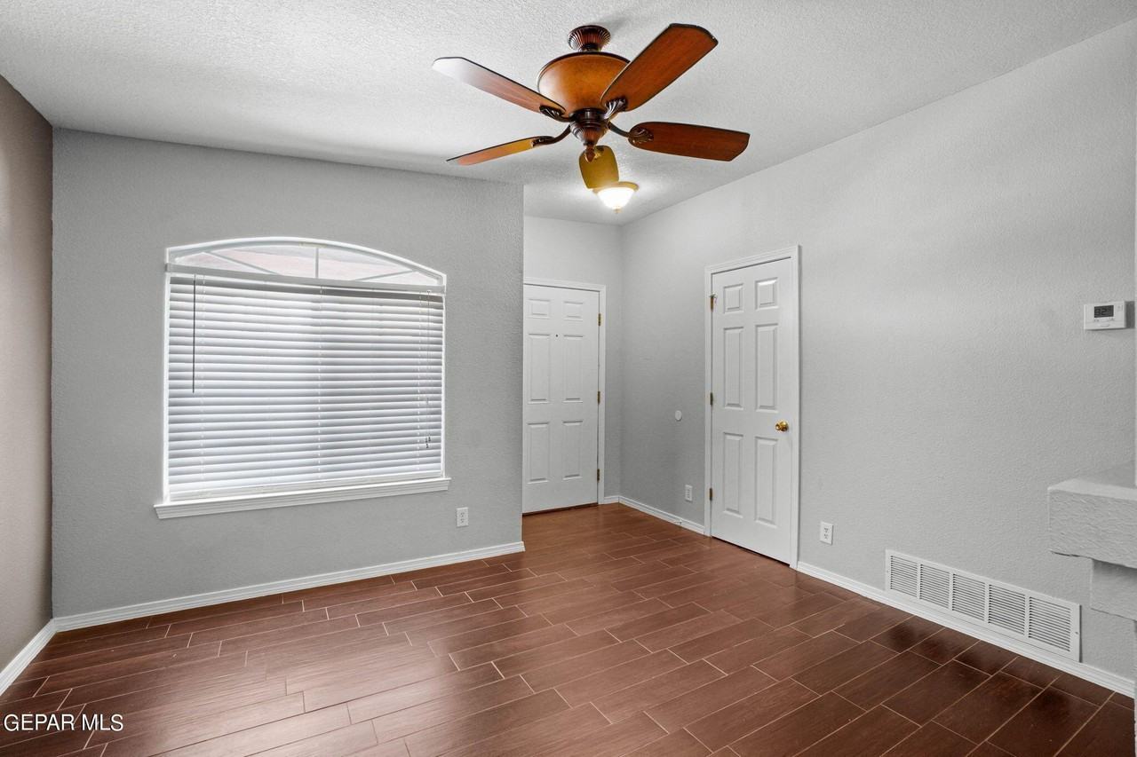 4081 Tierra Bronce Dr - Photo 6 of 39