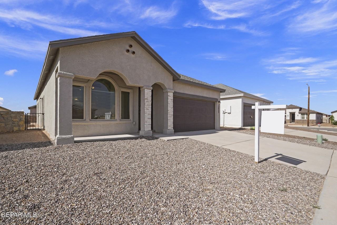 13853 Summer Story Ave - Photo 3 of 26