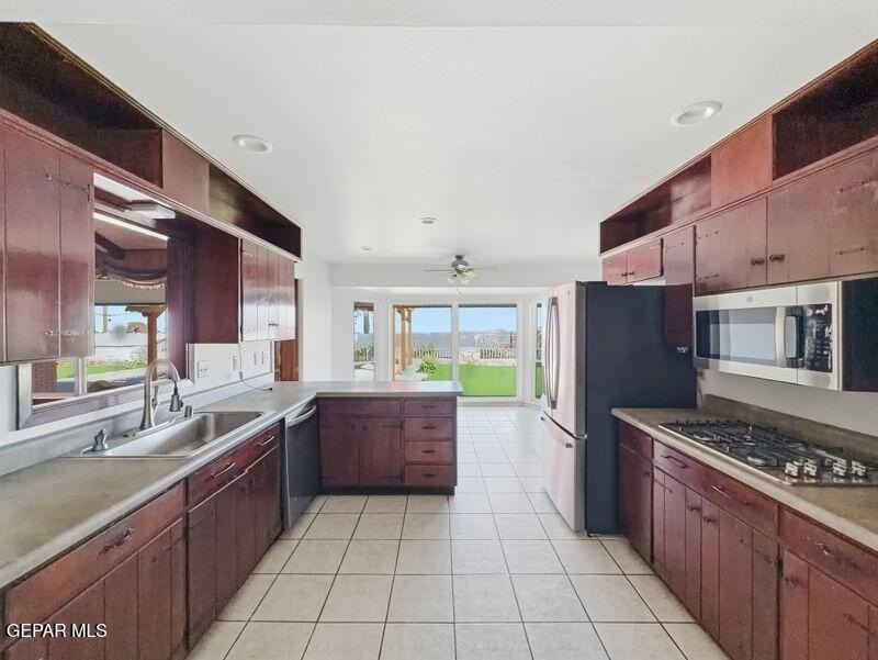 9000 Rancich St - Photo 6 of 33