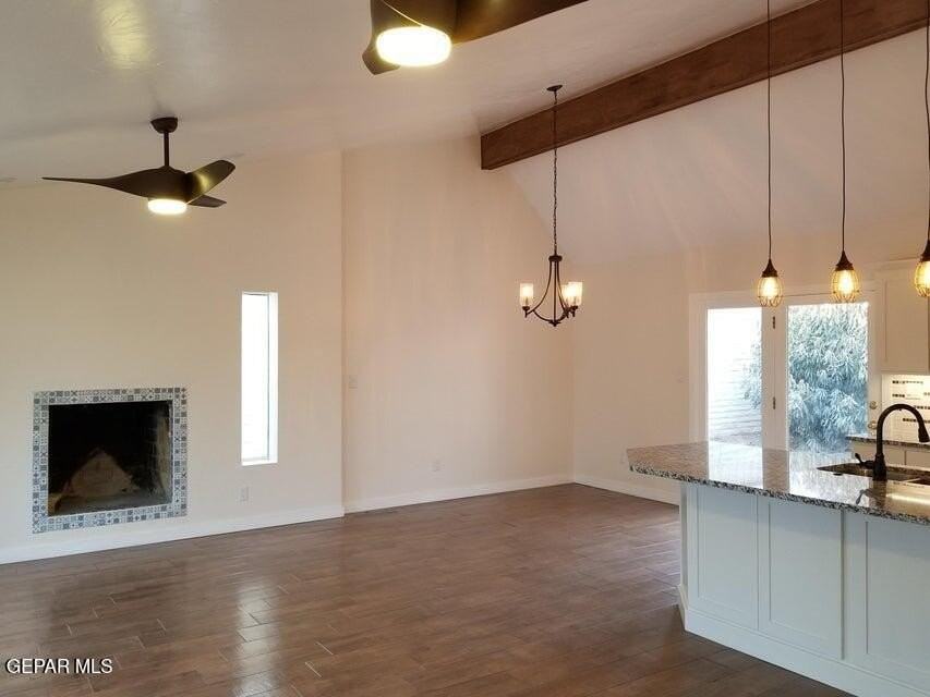 129 S Apache Gold Loop - Photo 2 of 22