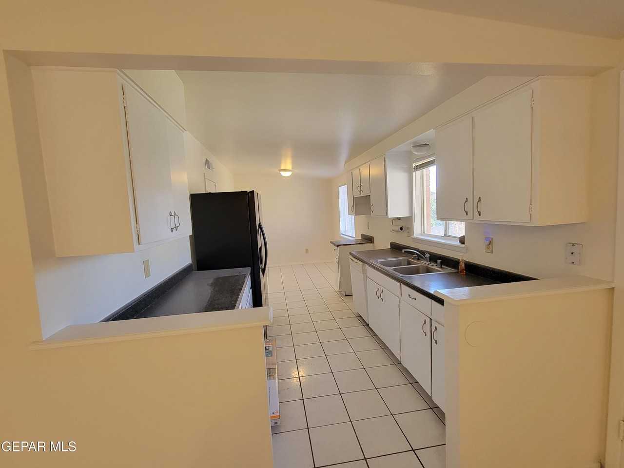 7204 Alto Rey Ave - Photo 6 of 18