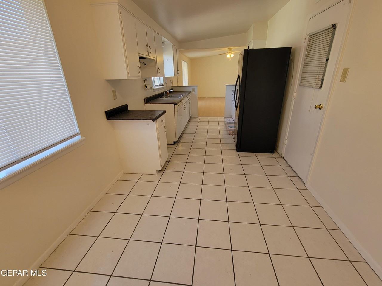 7204 Alto Rey Ave - Photo 7 of 18