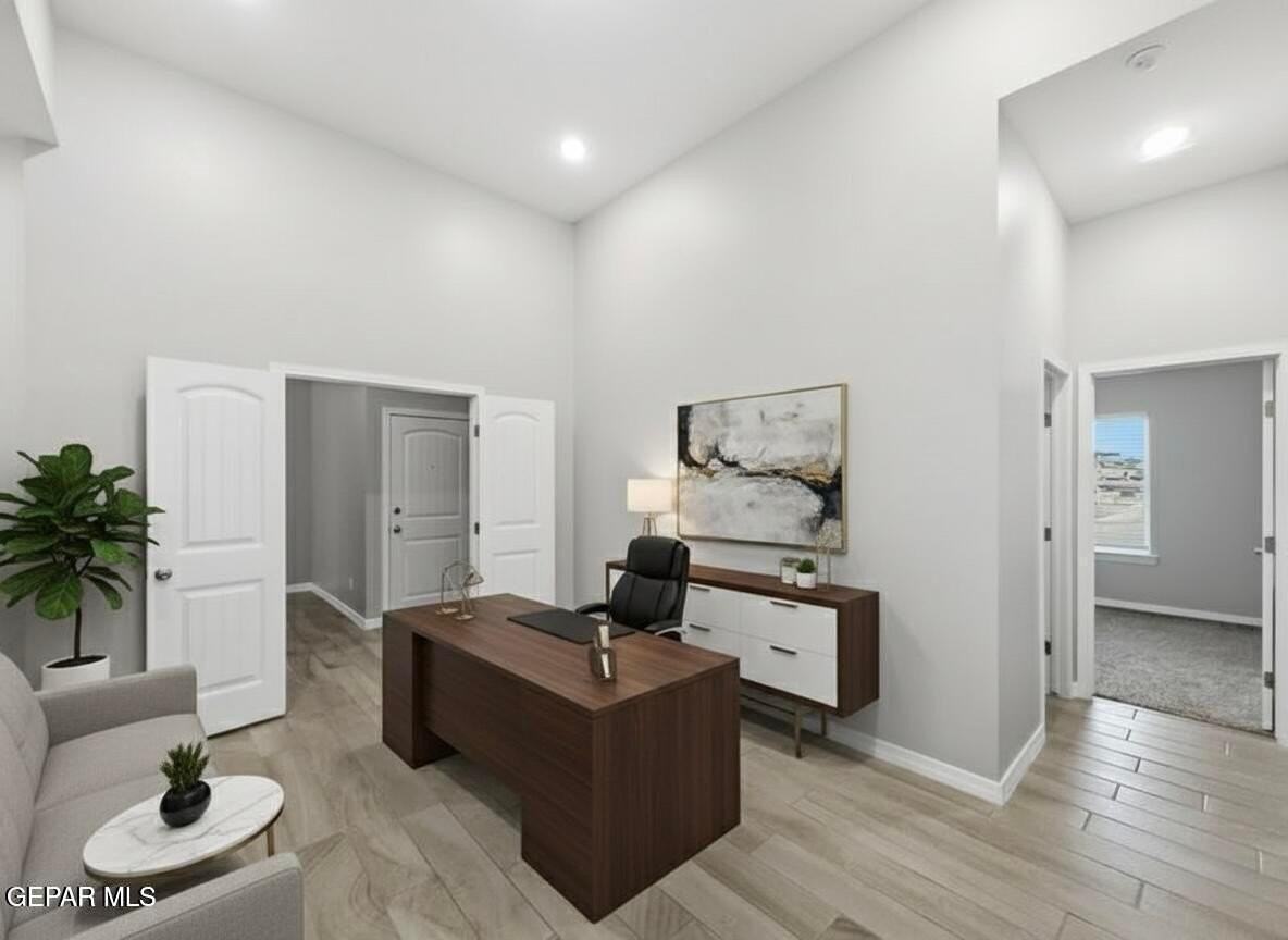 11365 Hidalgo Dr - Photo 3 of 35