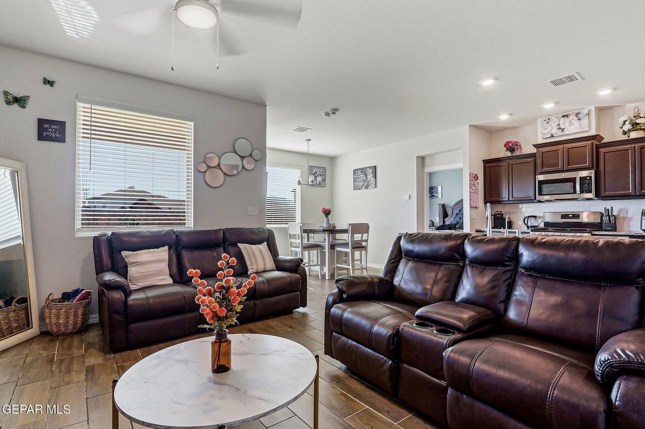 6166 Hidden Passage Ave - Photo 4 of 26