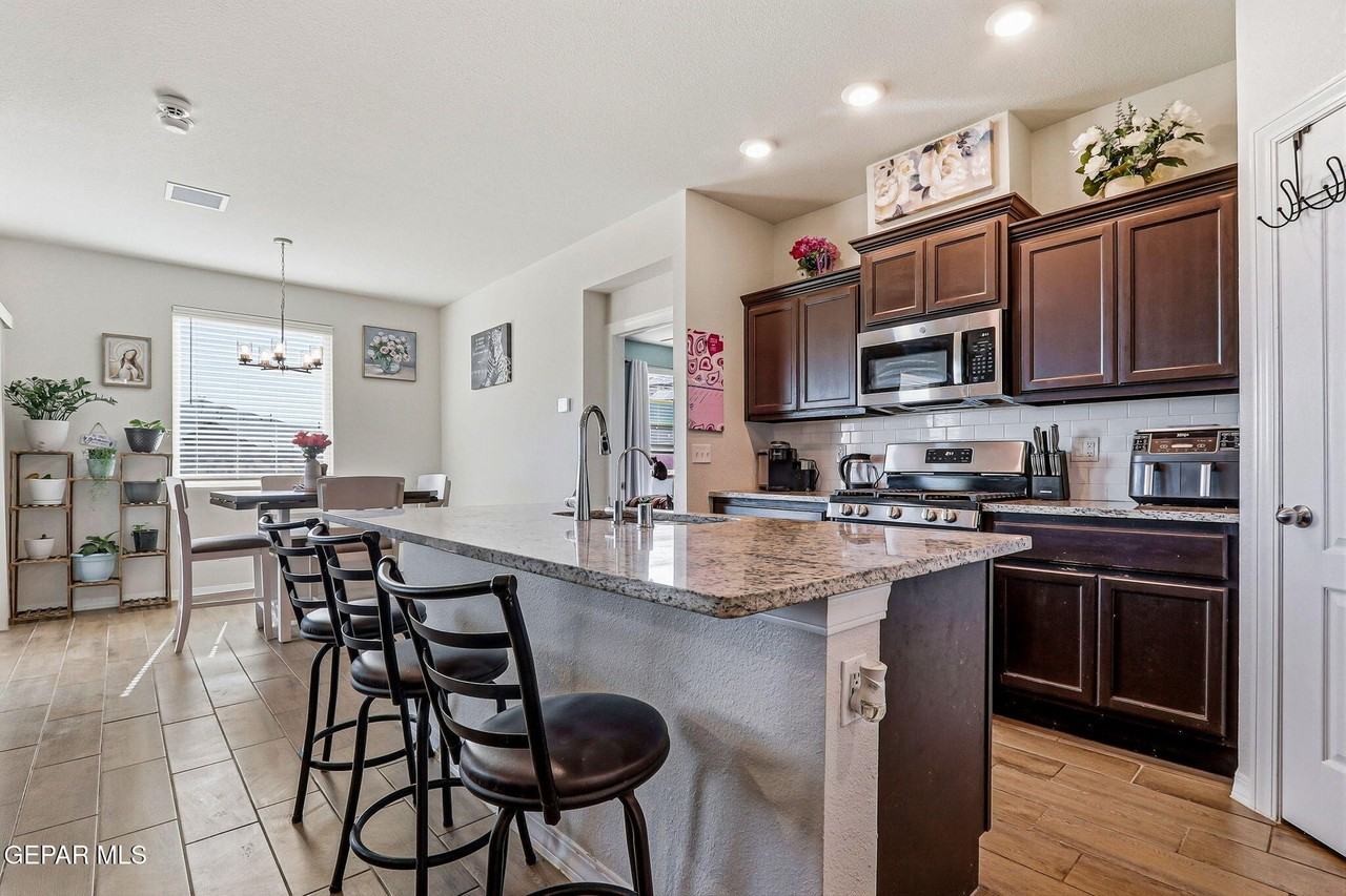 6166 Hidden Passage Ave - Photo 6 of 26