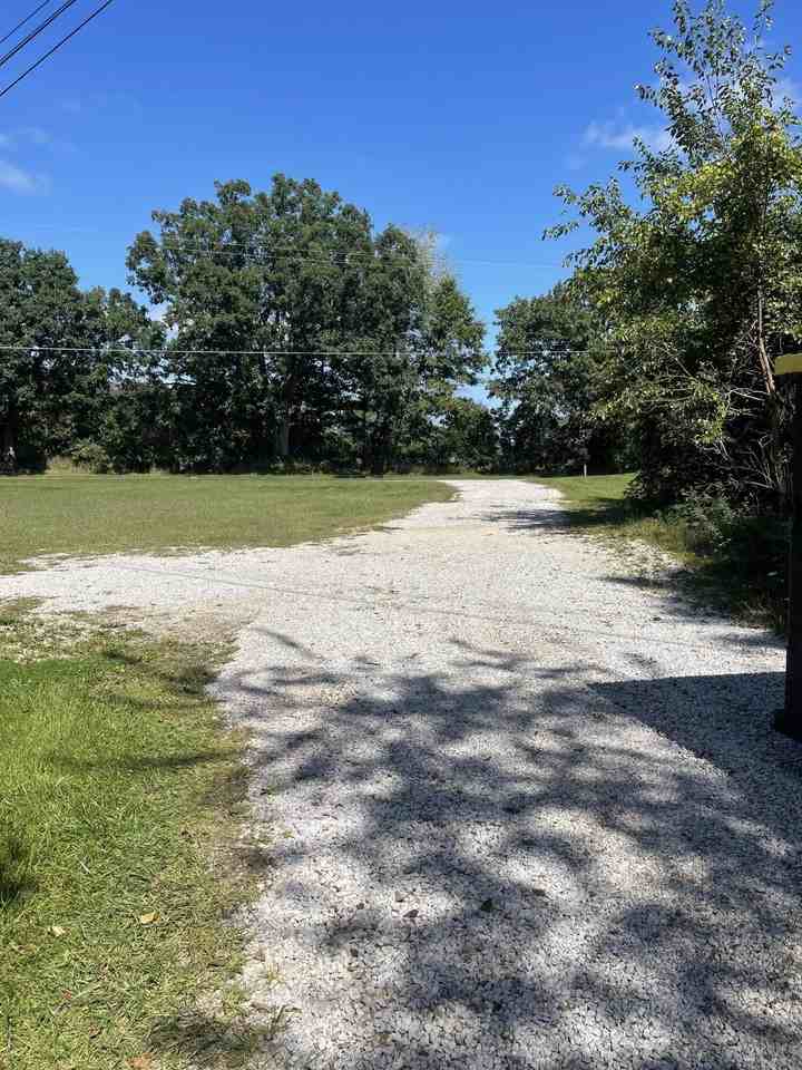 9375 N Territorial Rd - Photo 2 of 8