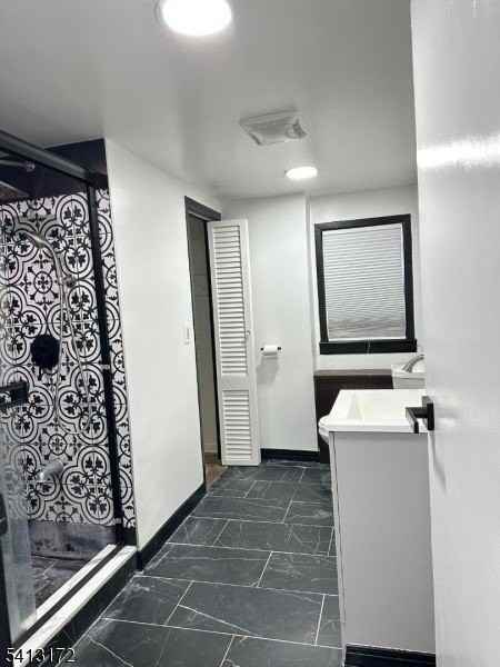 8 Willie St #2 - Photo 3 of 9