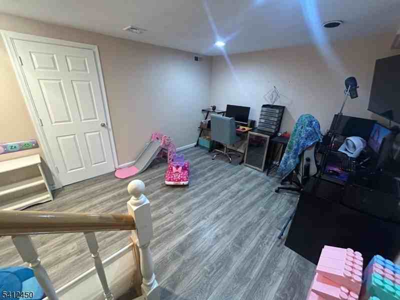 2 Constitution Way - Photo 7 of 11