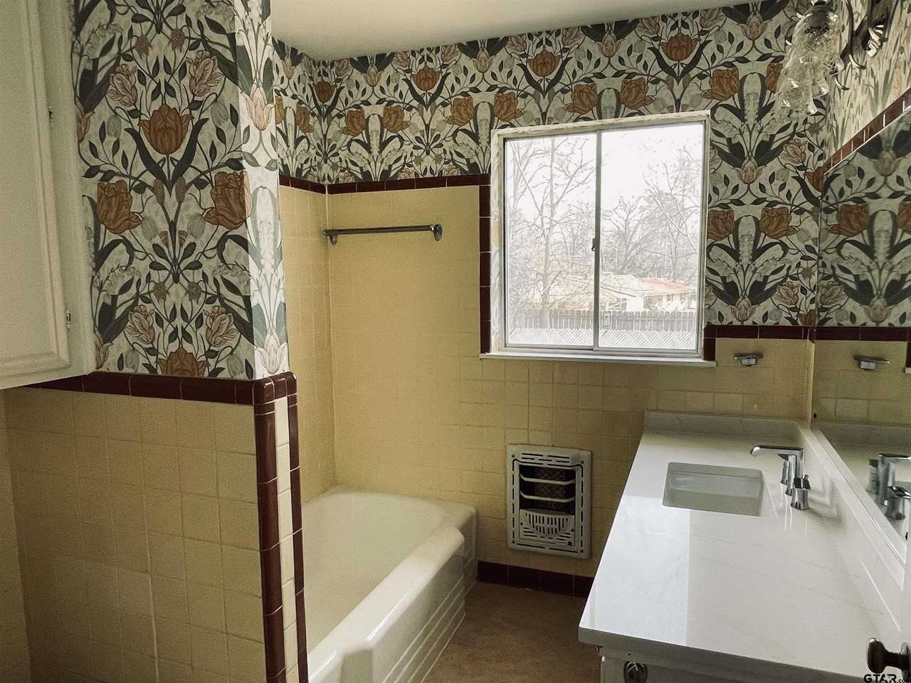 3210 S Donnybrook Ave - Photo 7 of 15