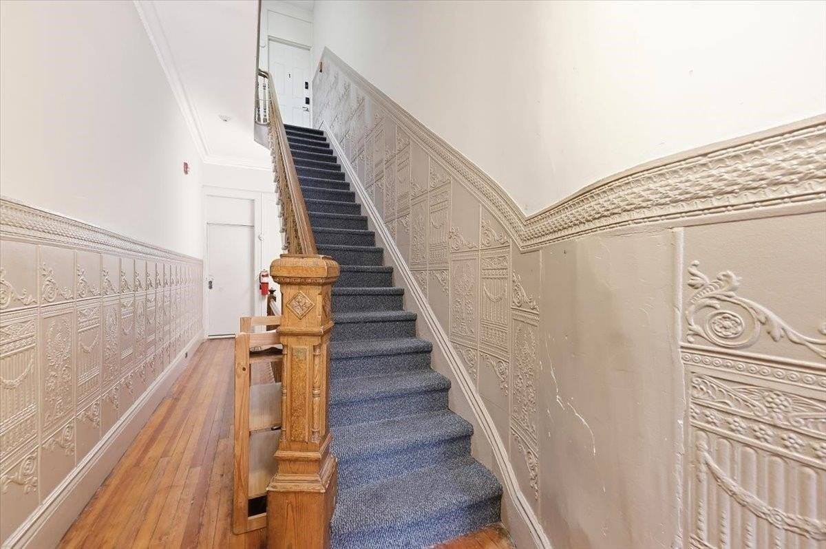 1122 Washington St #7 - Photo 6 of 7