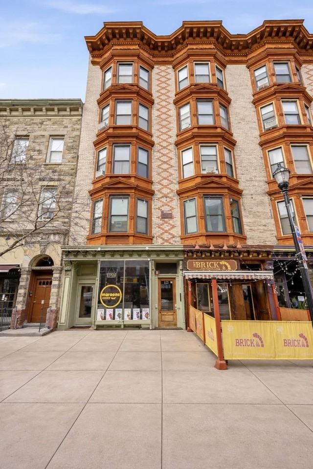 1122 Washington St #7 - Photo 7 of 7