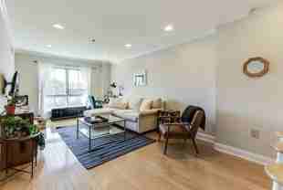 711 Clinton St #6A - Photo 1 of 1