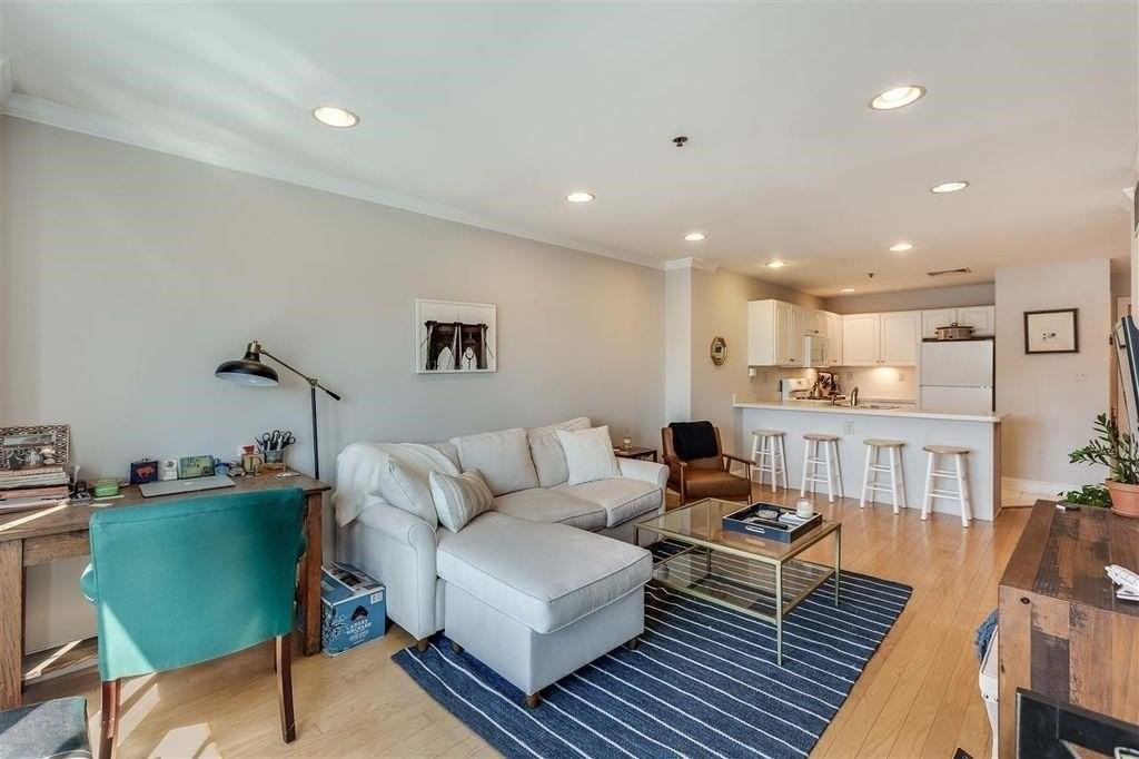 711 Clinton St #6A - Photo 2 of 15