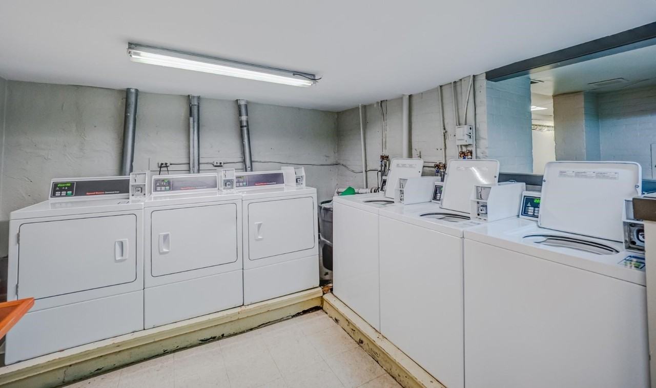 149 Bentley Ave #E5 - Photo 7 of 14