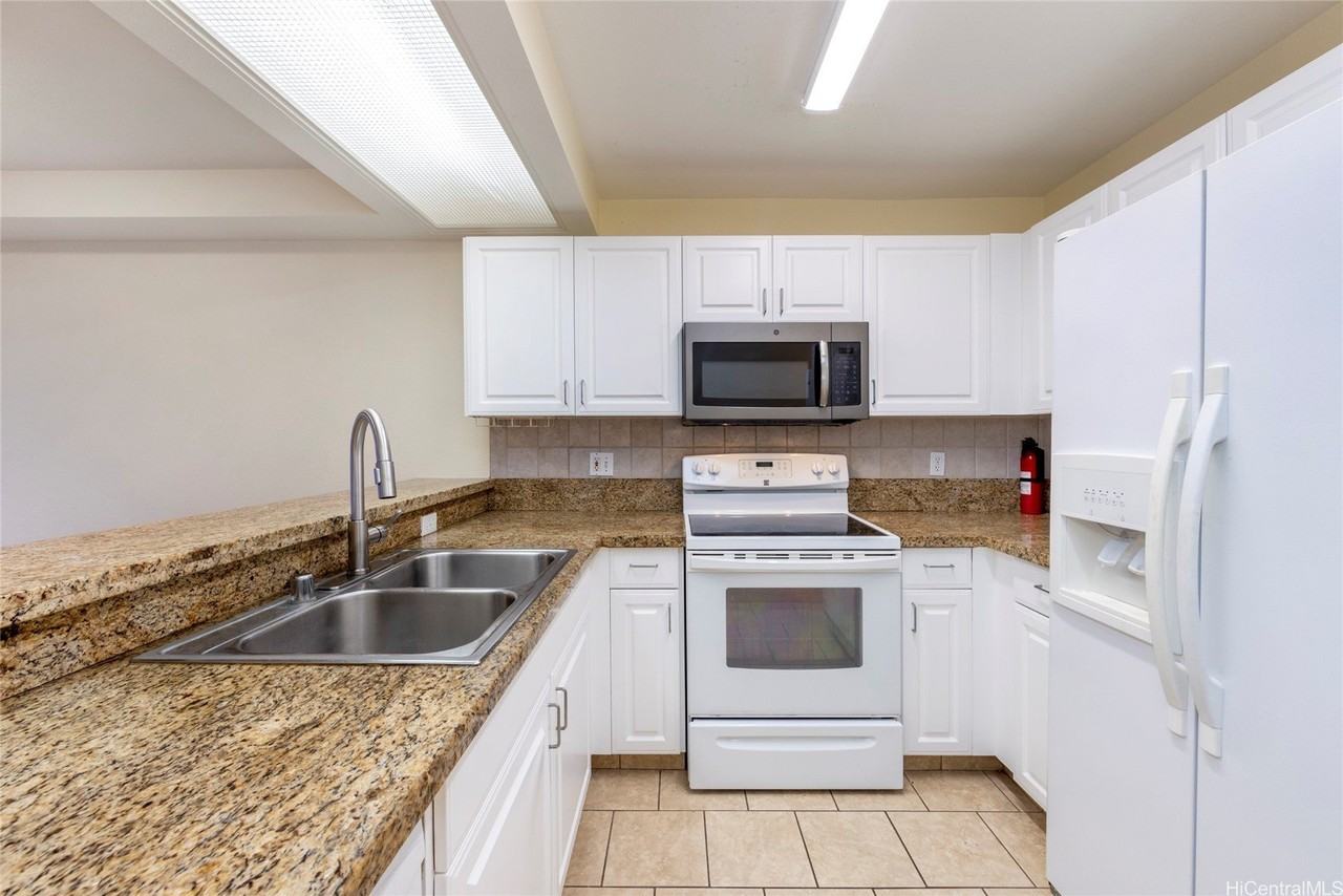 Aliinui Dr - Photo 4 of 19