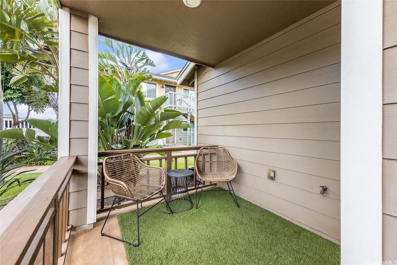 801 Kakala St Apt 1301 - Photo 2 of 24