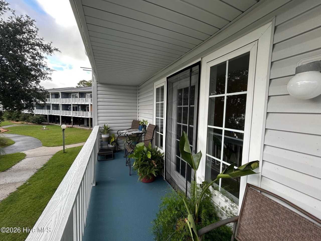 220 Dockside Dr - Photo 3 of 13