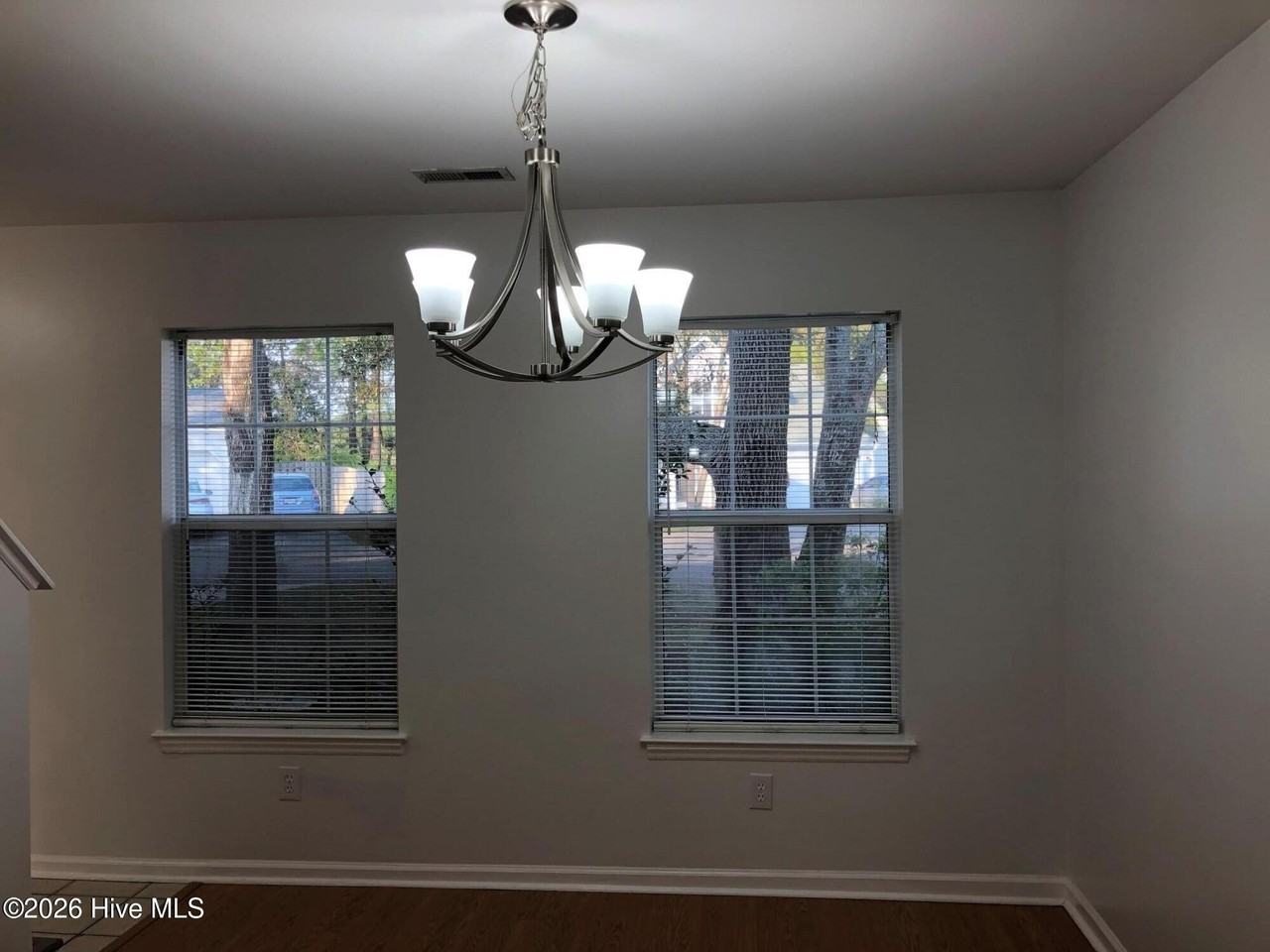 6703 Kestral Dr - Photo 6 of 21