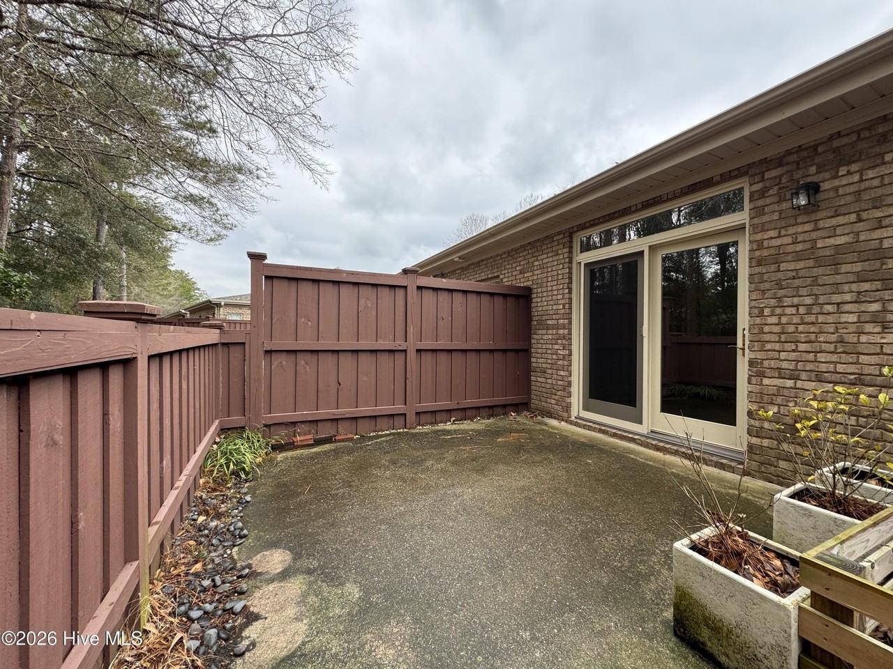 4534 Regent Dr - Photo 2 of 19