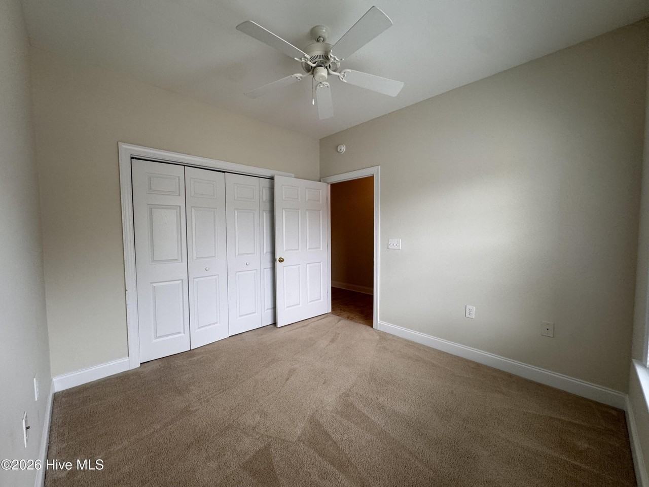 4534 Regent Dr - Photo 5 of 19