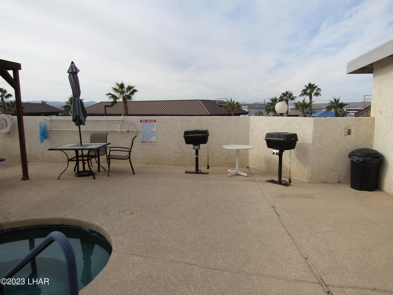 1720 Bahama Ave Apt B1 - Photo 6 of 27