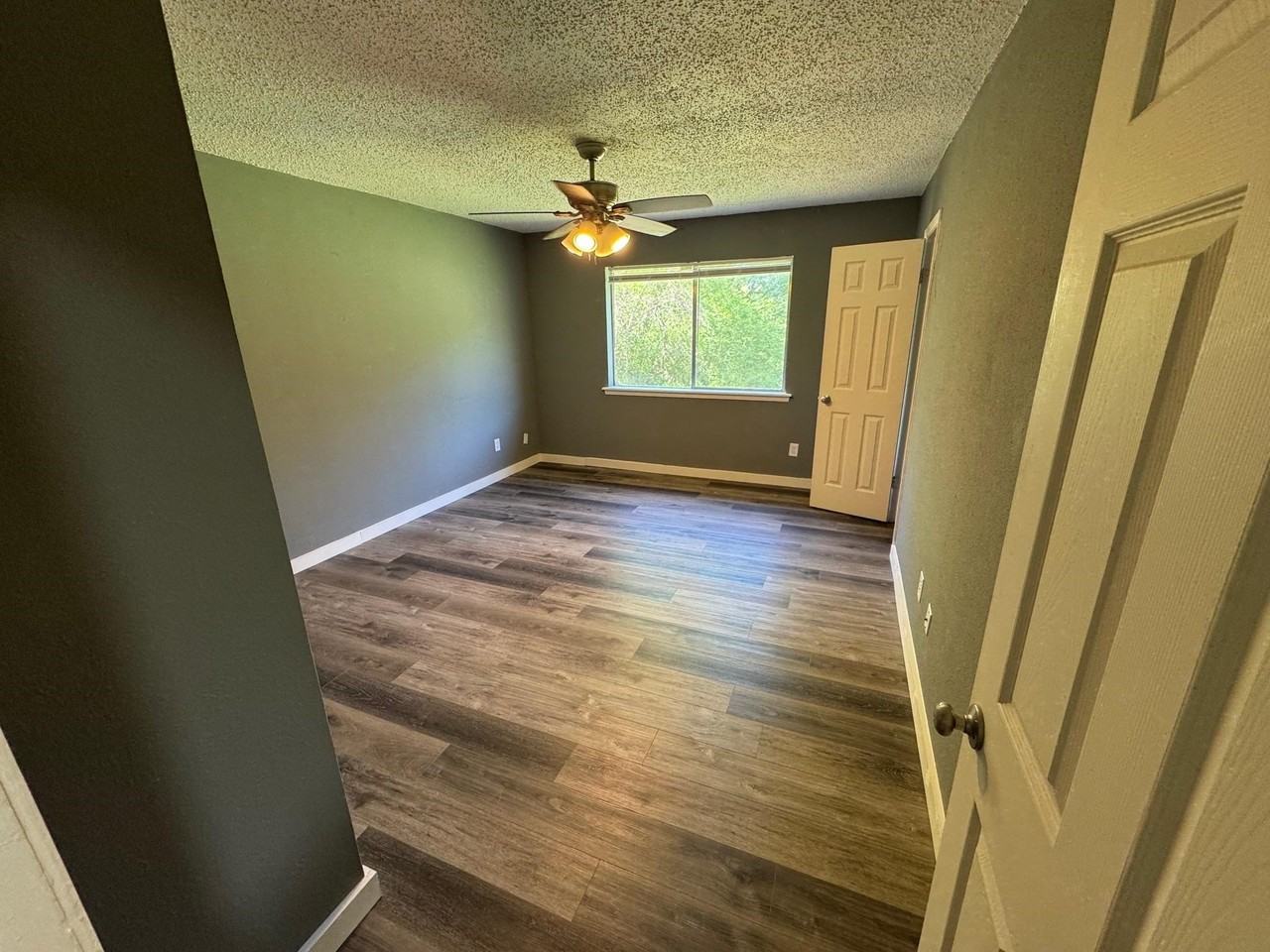 713 Alta St - Photo 3 of 11