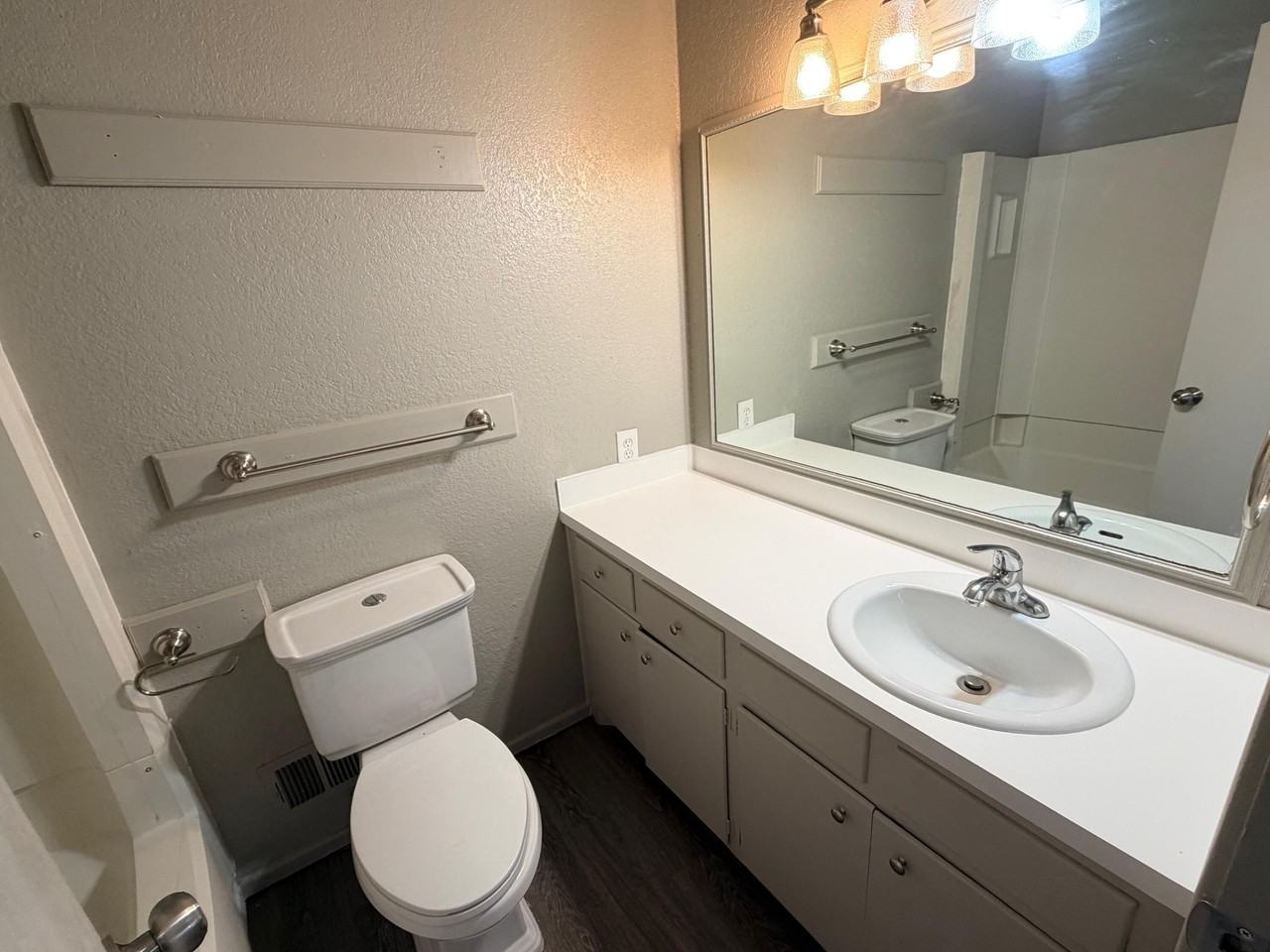 3714 53rd St Apt A - Photo 7 of 15