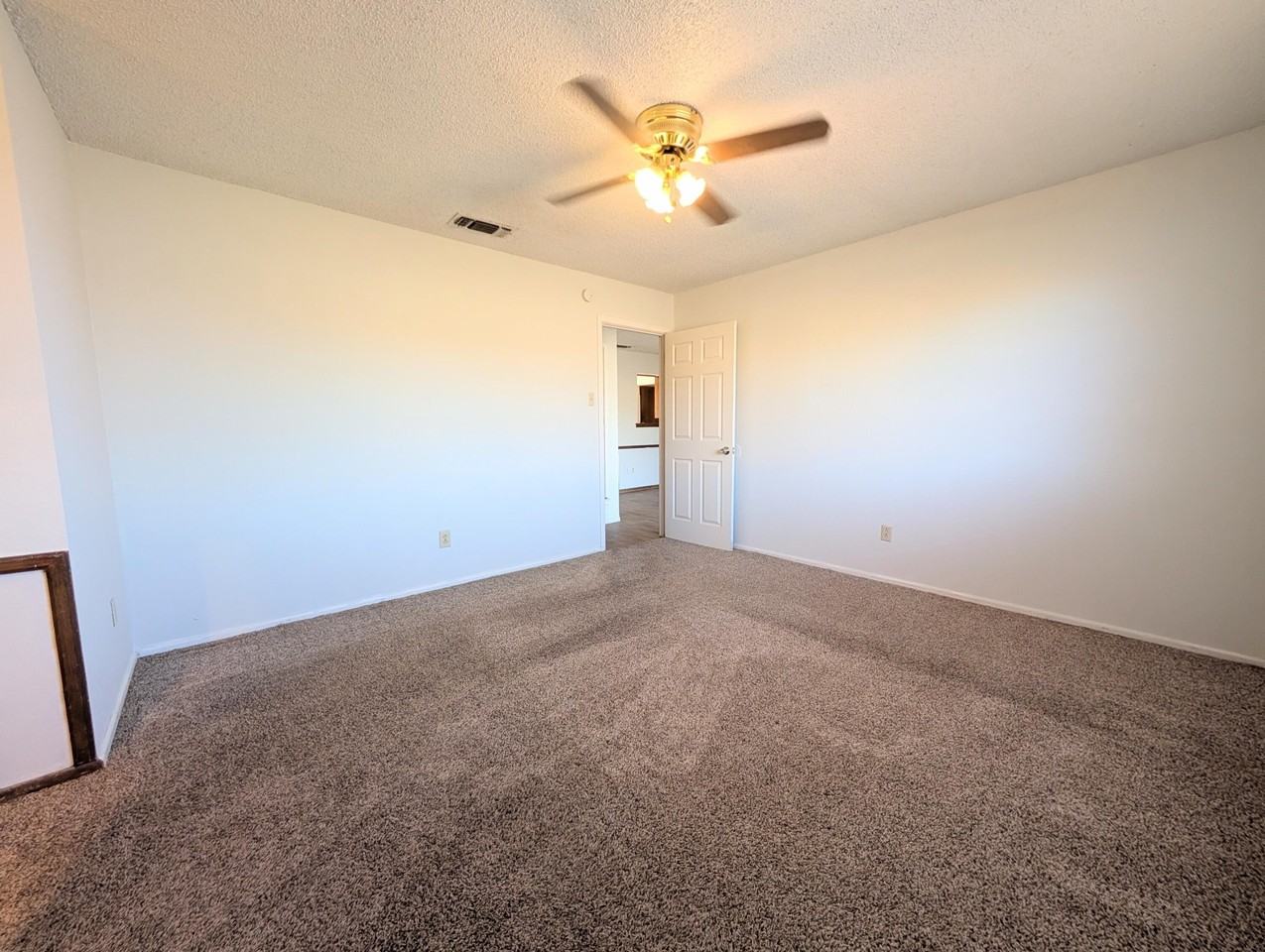 9616 Bangor Ave - Photo 6 of 13