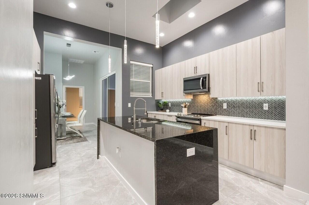 4358 Capistrano Ave Unit D - Photo 6 of 28