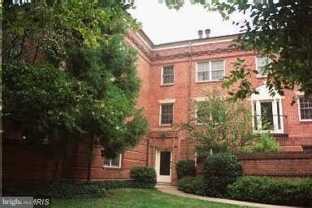 1111 N Pitt St - Photo 1 of 1