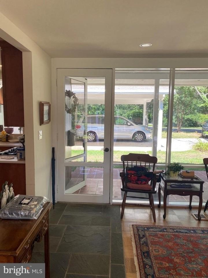 2217 Marthas Rd - Photo 5 of 10