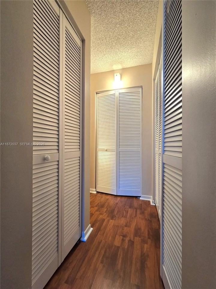 204 Foxtail Dr #D1 - Photo 6 of 16