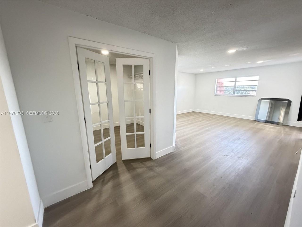 22605 Sw 66th Ave #403 - Photo 4 of 20